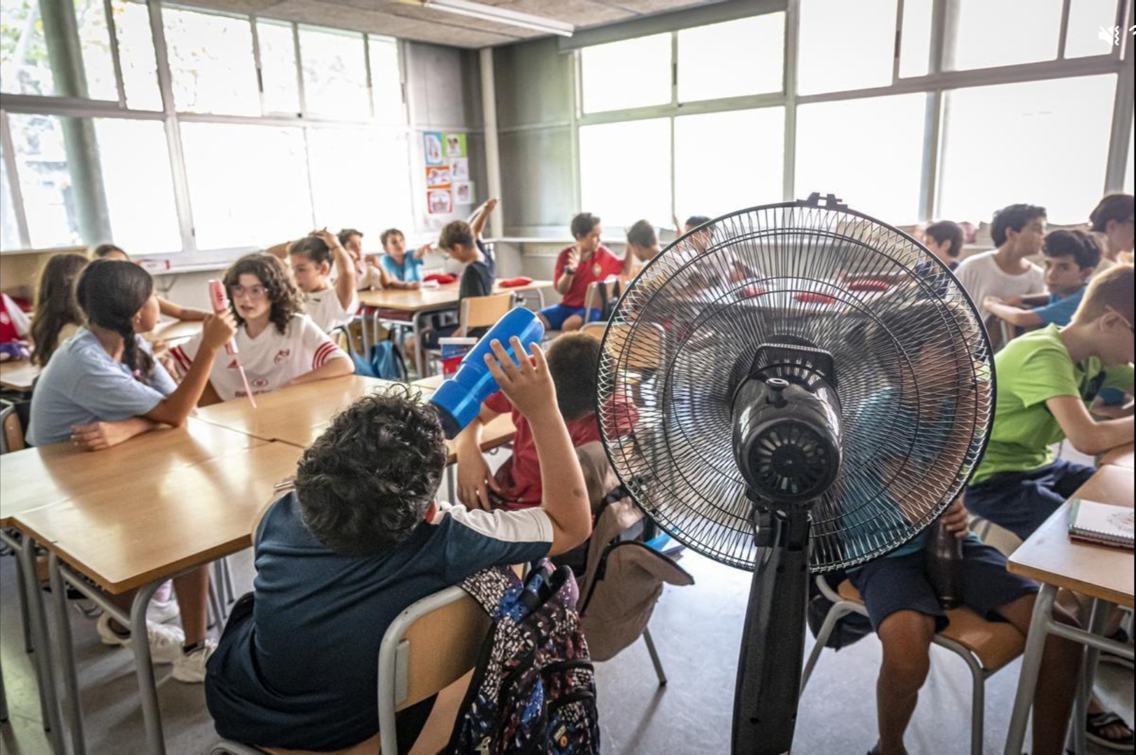 Rekord temperatur məktəblərdə böhran yaratdı