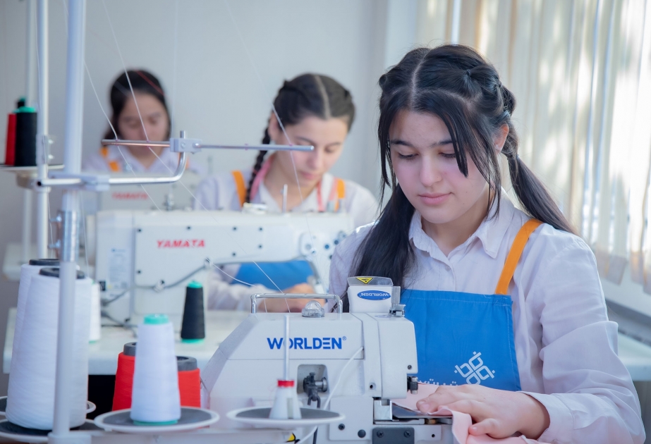 Peşə təhsilində qadınların payı son 3 ildə rekord həddə yüksəldi