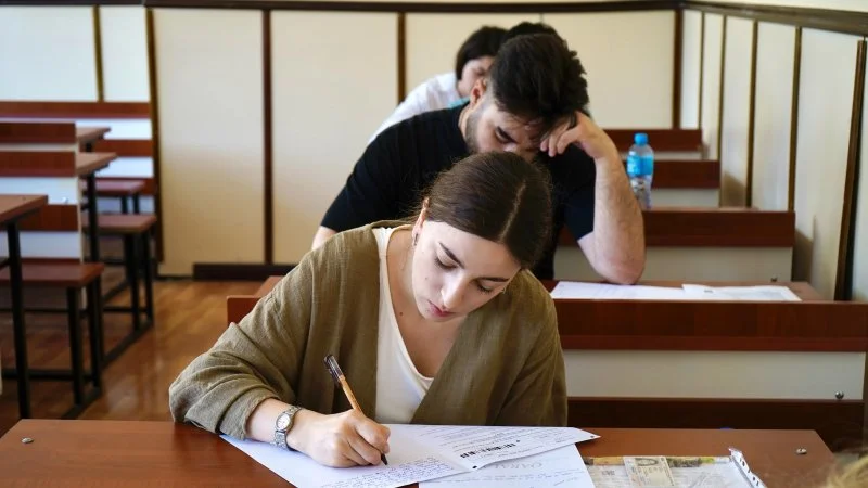 İmtahan nəticələri açıqlandı