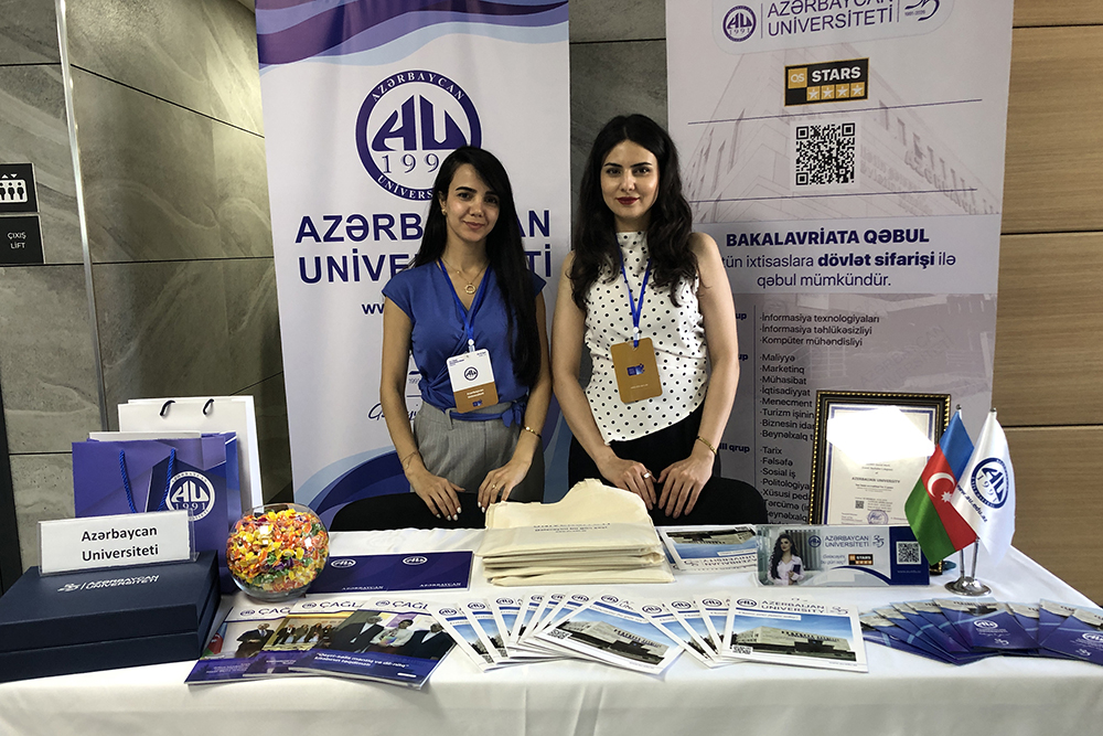 Azərbaycan Universiteti ali təhsil müəssisələrinin sərgisində təmsil olunur