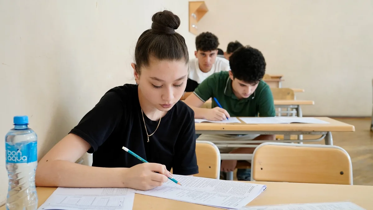 İxtisas qrupları üzrə plan yerləri AÇIQLANDI - Dövlət sifarişli neçə yer ayrılıb?