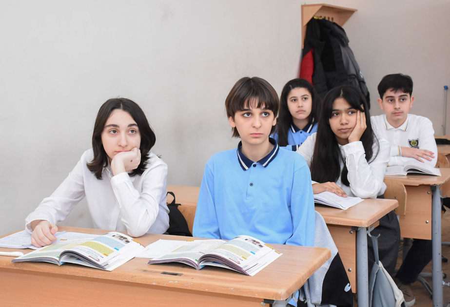 Şagirdlərin elektron yerdəyişməsi BAŞLAYIR