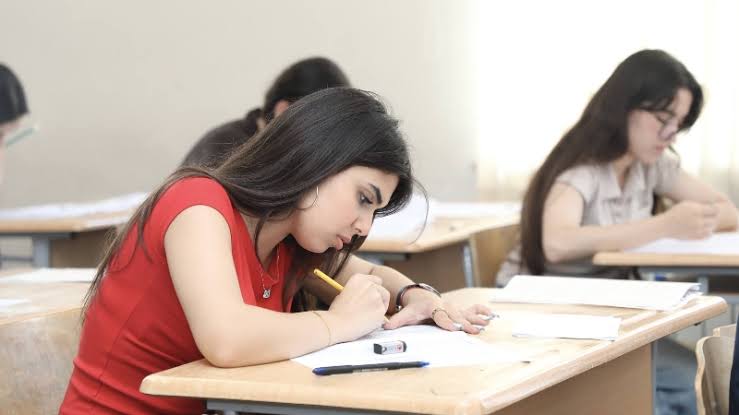 4 ildə ali məktəbə qəbul olanların sayı&nbsp;7 min artıb -&nbsp;STATİSTİKA