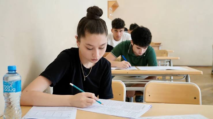 Magistraturaya boş qalan yerlərə seçim bu gün BAŞA ÇATIR