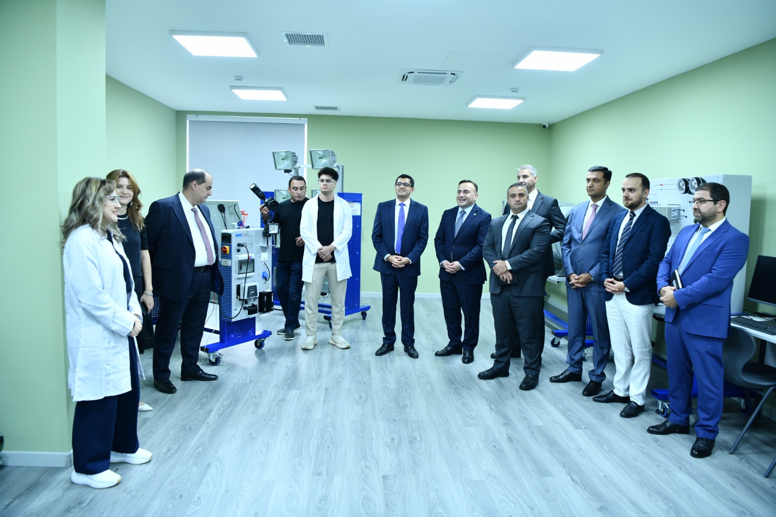 ADNSU-da &ldquo;Bərpa olunan enerji resursları&rdquo; mərkəzi və laboratoriyalarının açılışı olub