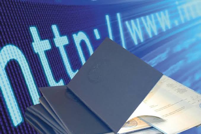 "356 min məzuna diplom elektron formatda verilib"