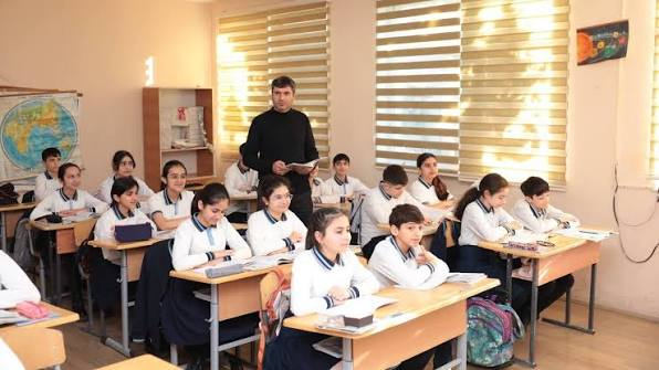 Naxçıvanda yeni tədris ilində 49 min şagird təhsil alacaq