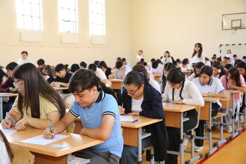 &ldquo;Əlaçı&rdquo; intellektual oyununun yeni mövsümünün seçim turu təşkil olunub