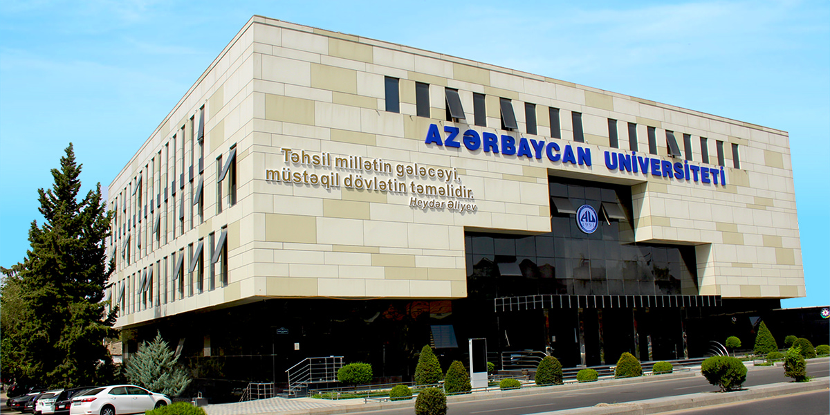 Azərbaycan Universitetinin fərqlənmə diplomu alan MƏZUNLARI