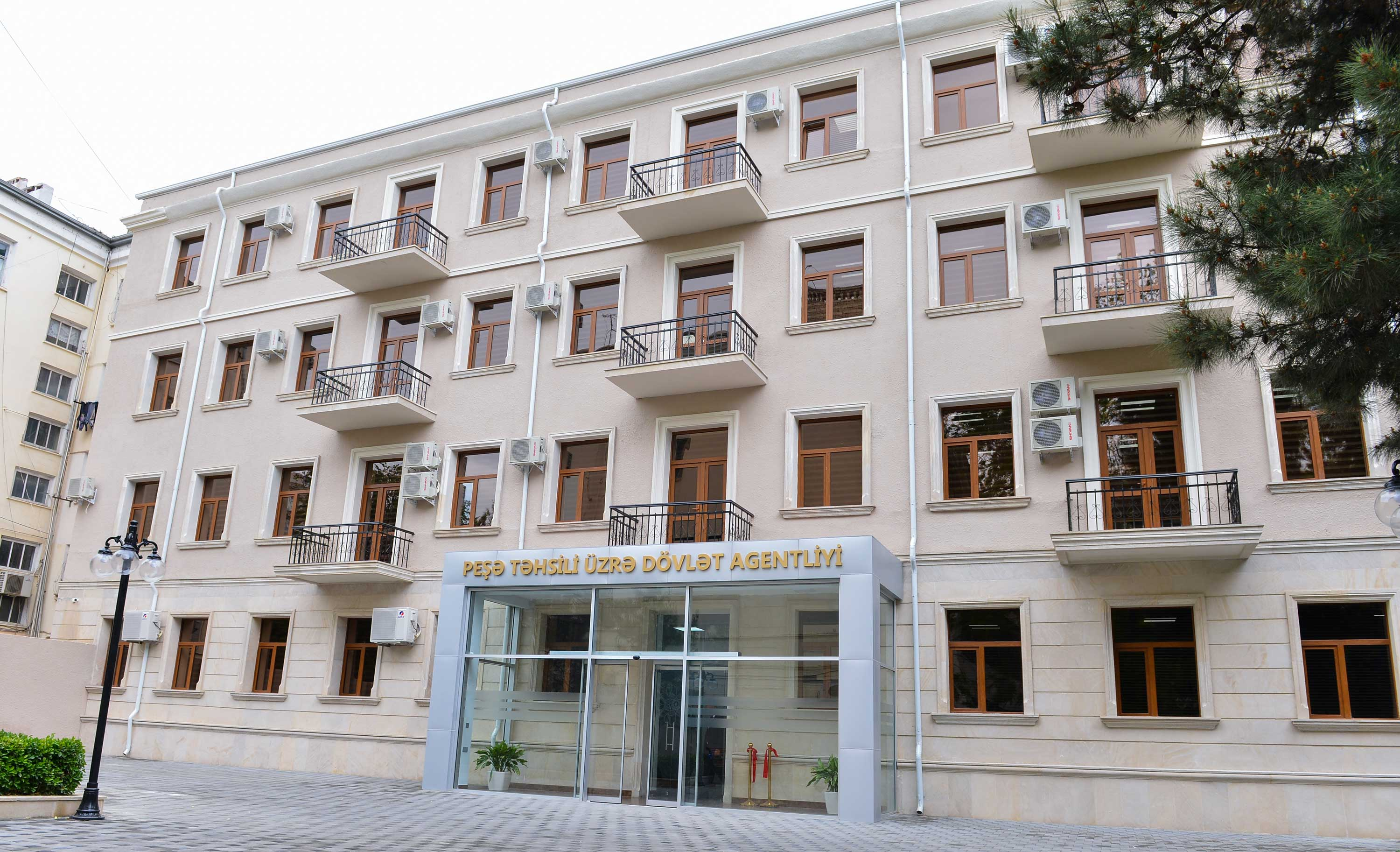 35 saylı peşə məktəbi sökülərək yerində yaşayış binası tikiləcək?-&nbsp;RƏSMİ AÇIQLAMA
