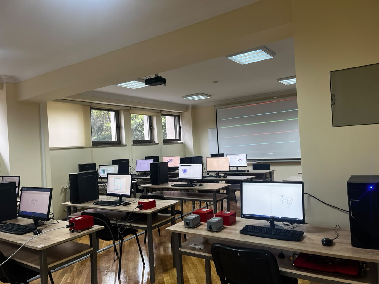 BP AzMİU-da&nbsp;yeni laboratoriya açıb