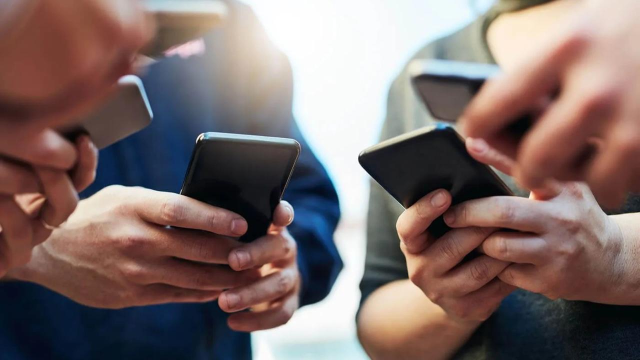 Erkən yaşda smartfon istifadəsi qidalanma pozuntusu riskini artırır