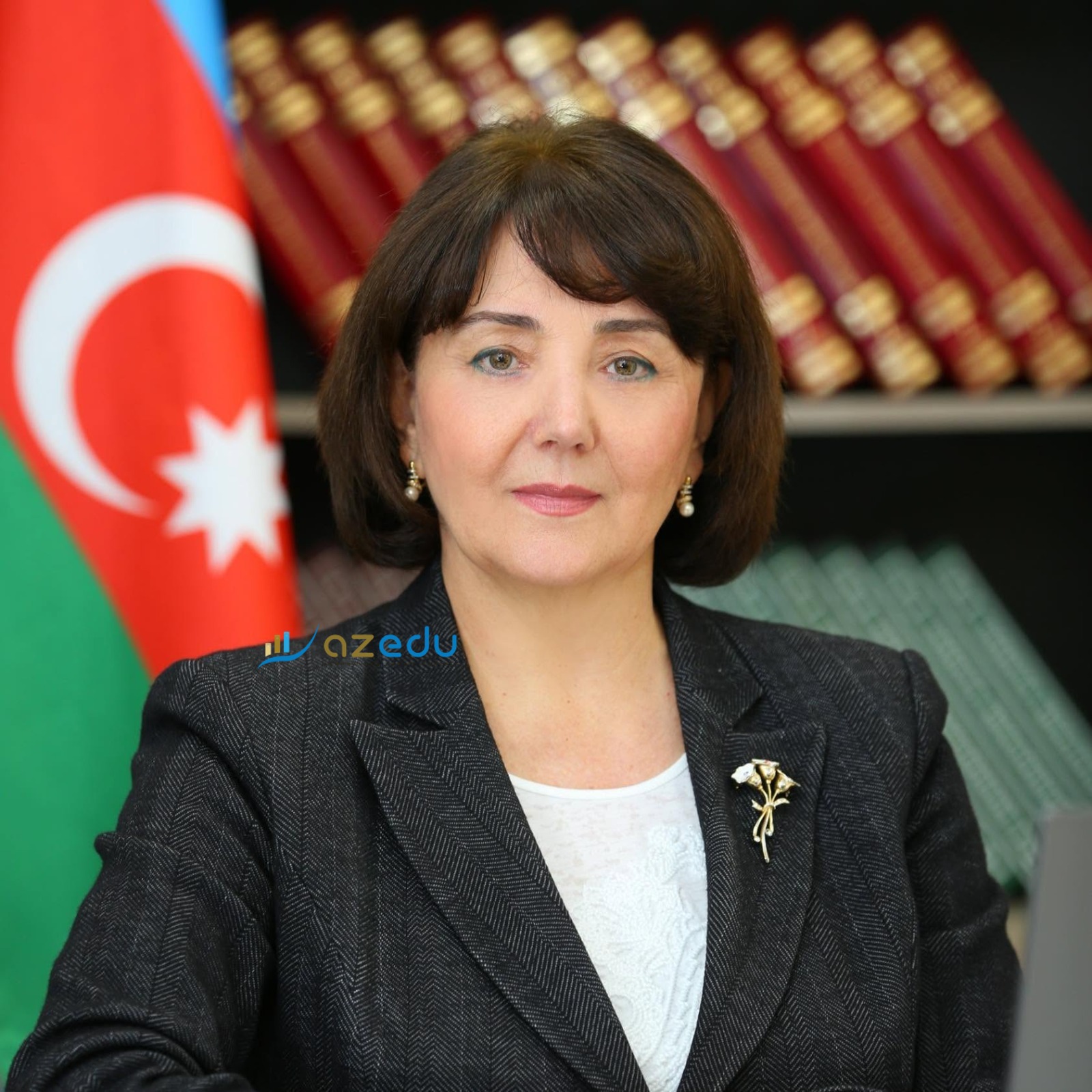 Direktor öz istəyi ilə işdən ÇIXDI