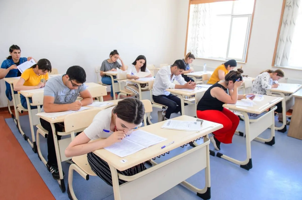 3 mindən çox abituriyent 600-dən yüksək bal toplayıb