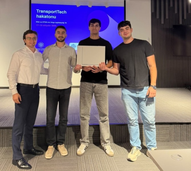 UNEC tələbələri &ldquo;TransportTech&rdquo; hakatonunda I yeri qazanıblar