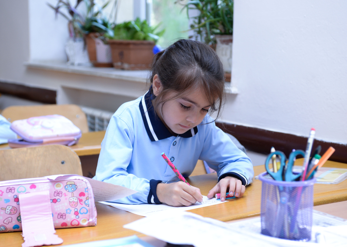 Uşaqlara ana dilimizi sevdirən yeni layihəyə start verilib
