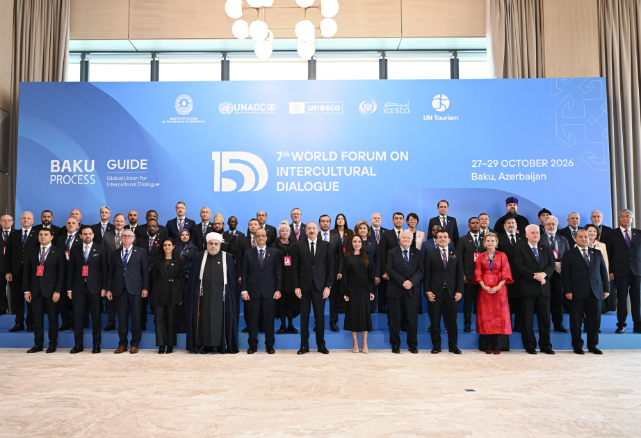 Prezident İlham Əliyev VII Ümumdünya Mədəniyyətlərarası Dialoq Forumunun açılışında çıxış edir